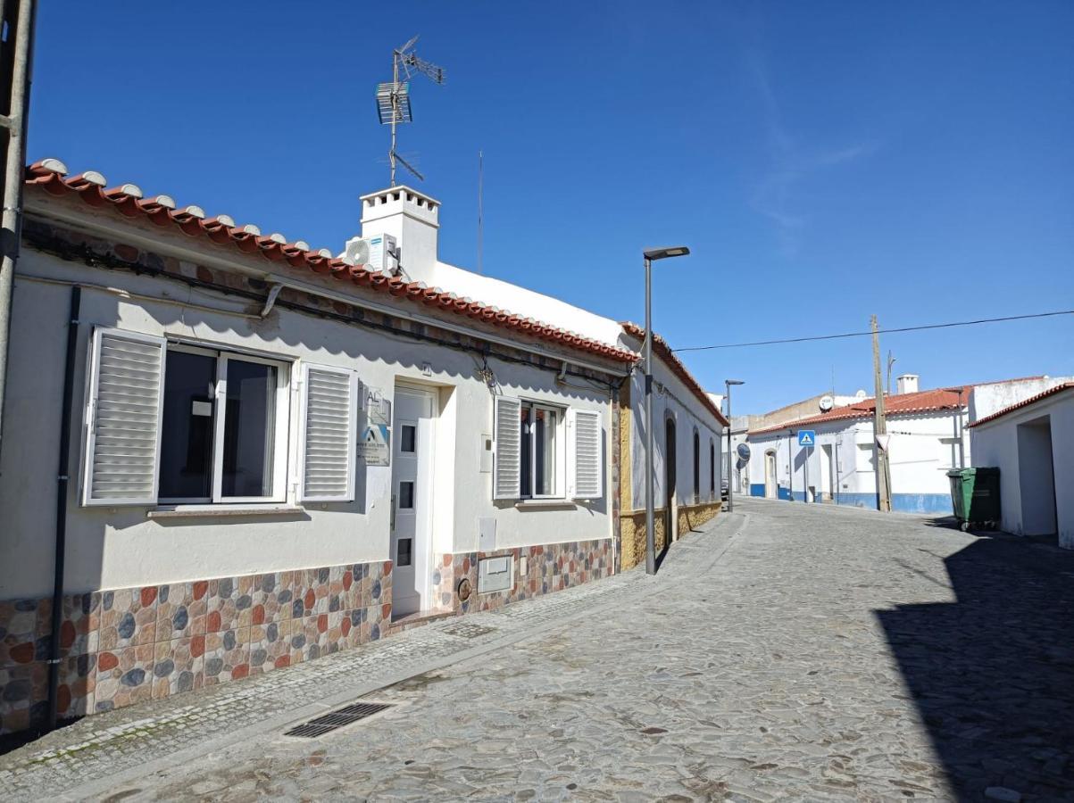 Casa Ponto De Encontro Villa Almodovar Ngoại thất bức ảnh